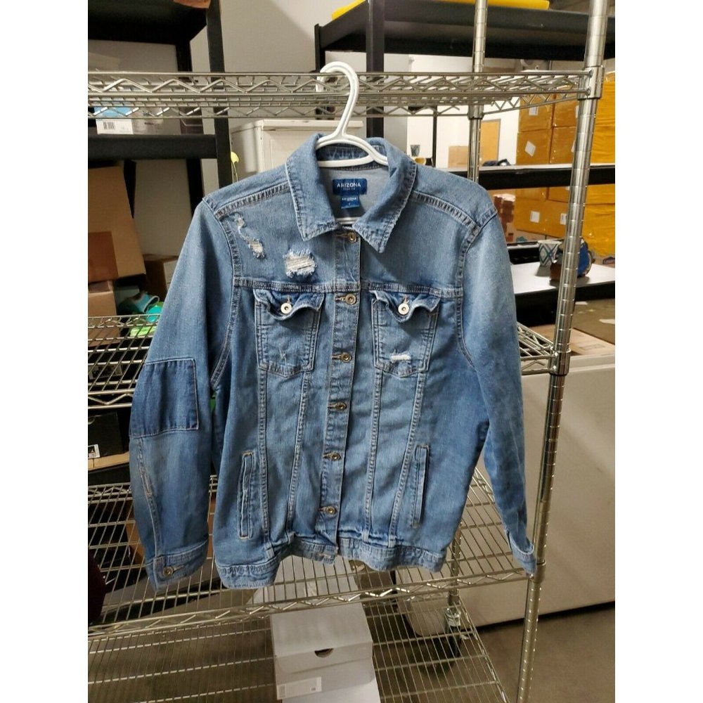 Pre owned Arizona jean company jacket. Size M.